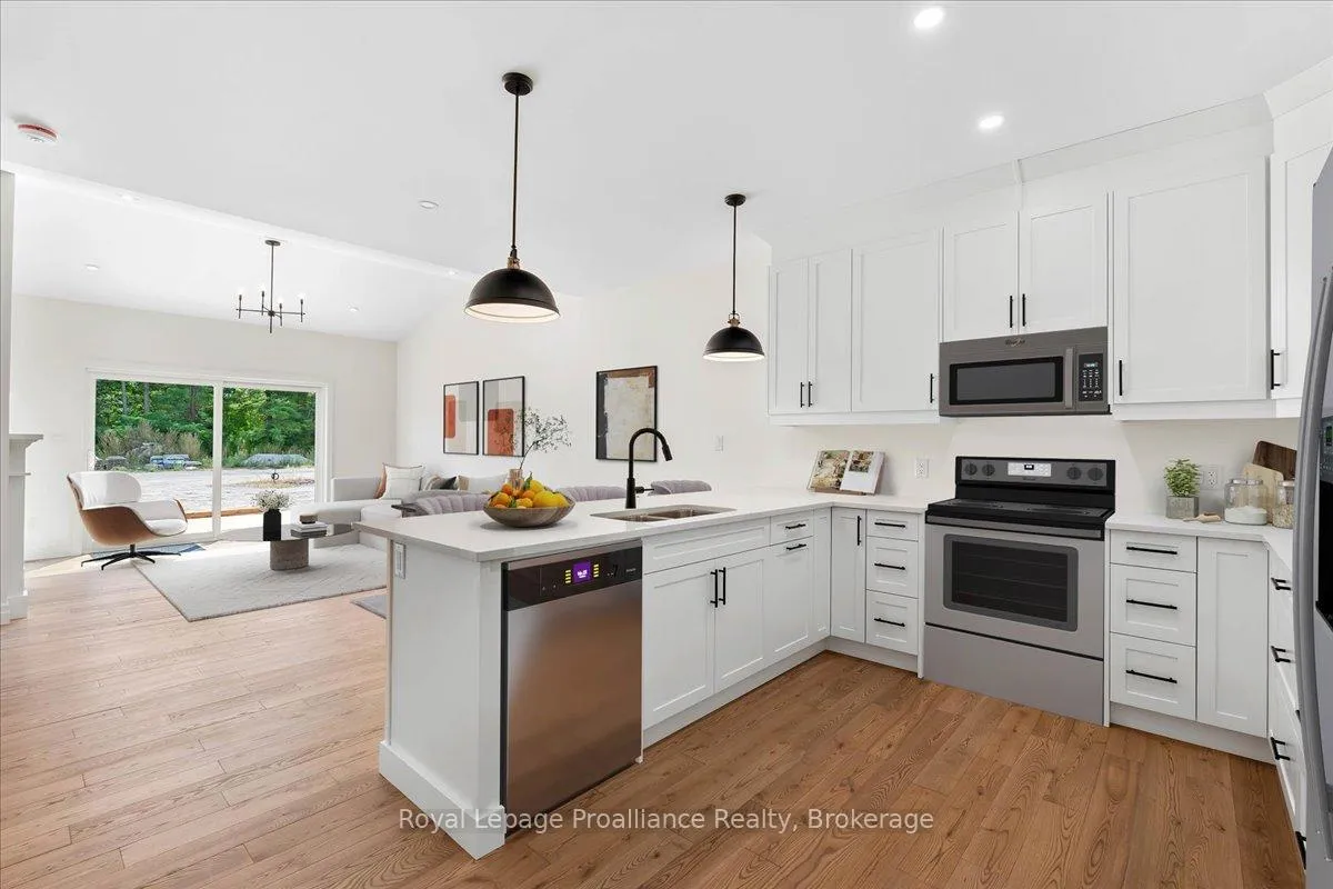 Photo 13 of 163 Pomeroy Avenue, Tweed, Tweed (Village) — HOMEH