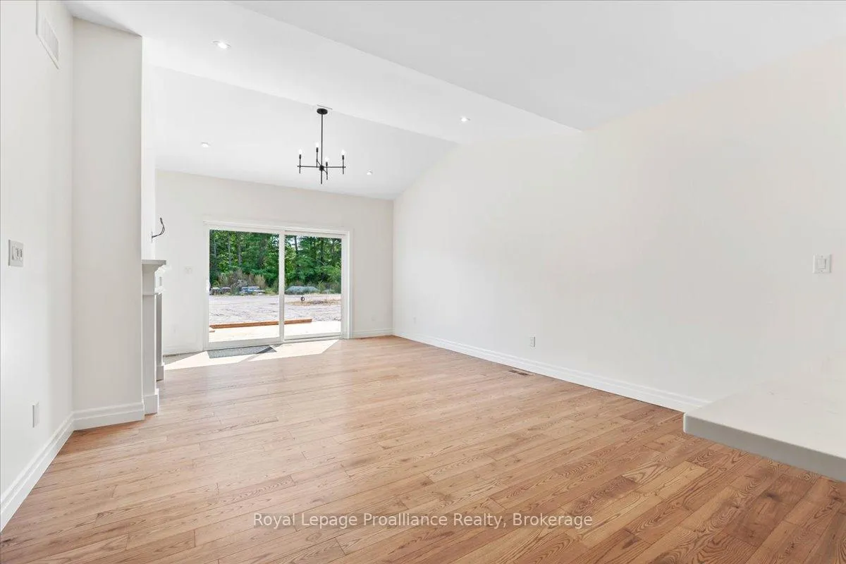 Photo 20 of 163 Pomeroy Avenue, Tweed, Tweed (Village) — HOMEH