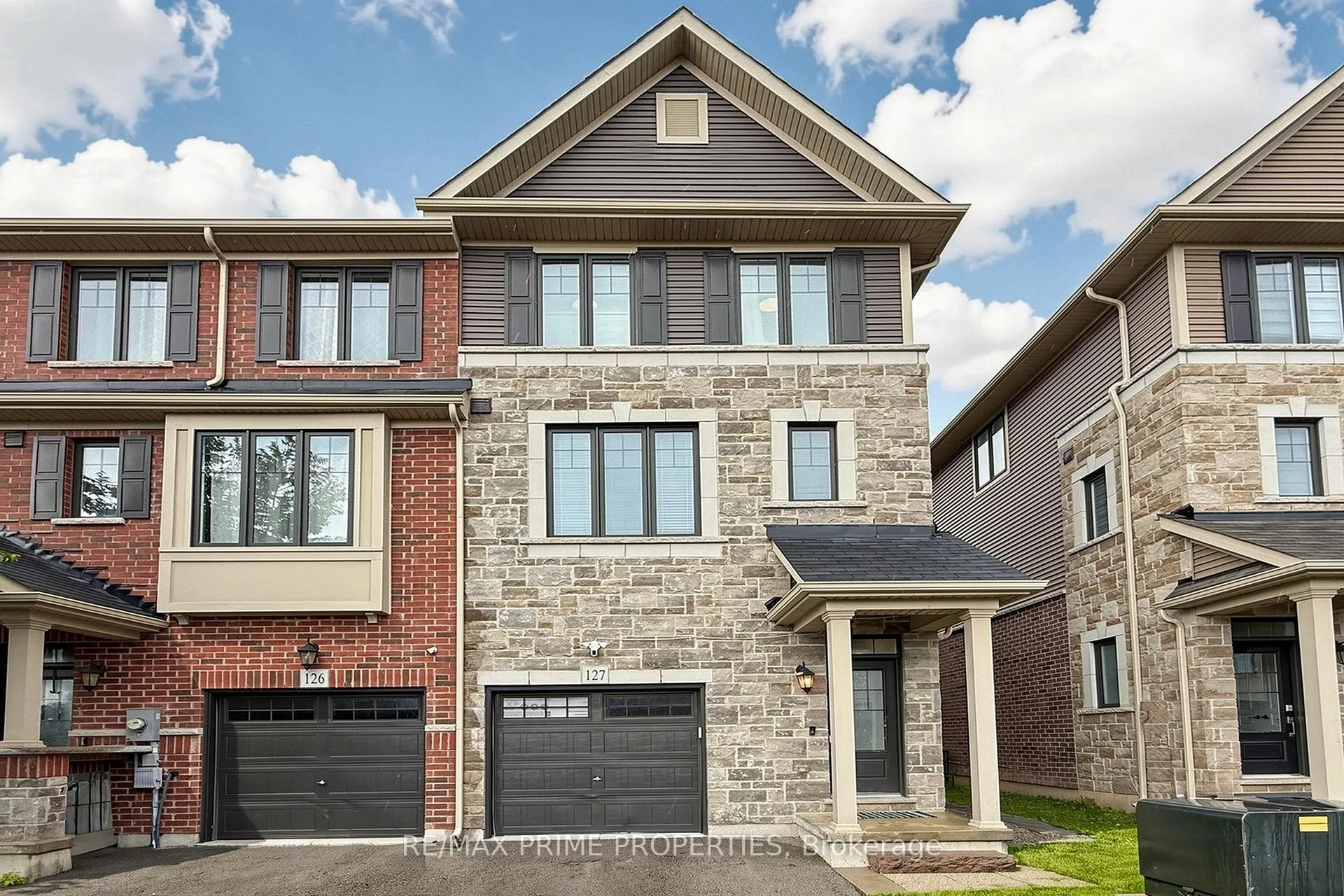 Photo 2 of Unit 127, 1890 Rymal Road E, Hamilton, Rural Glanbrook — HOMEH