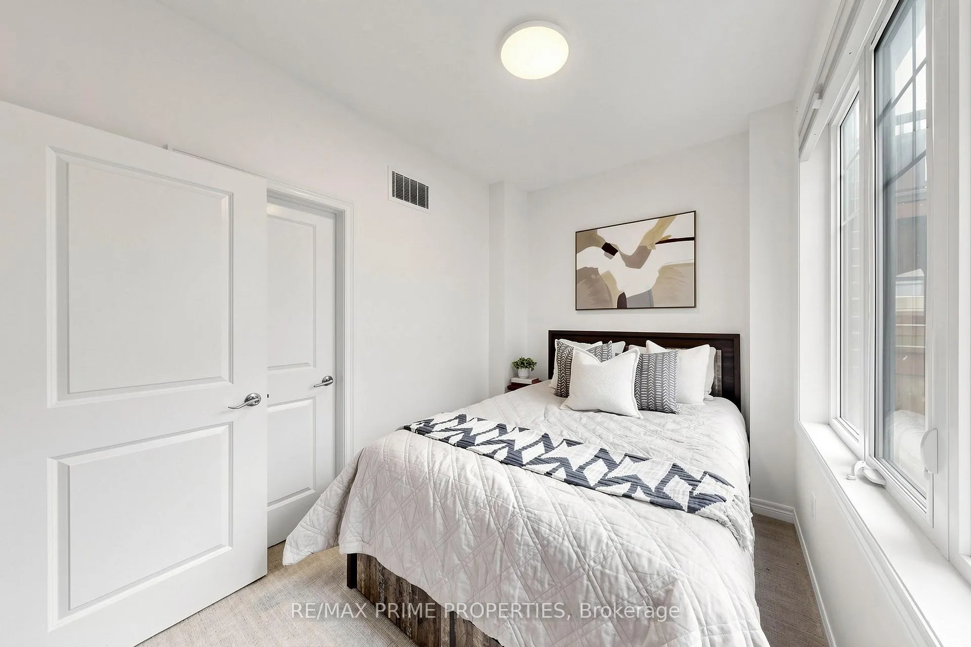 Photo 33 of Unit 127, 1890 Rymal Road E, Hamilton, Rural Glanbrook — HOMEH