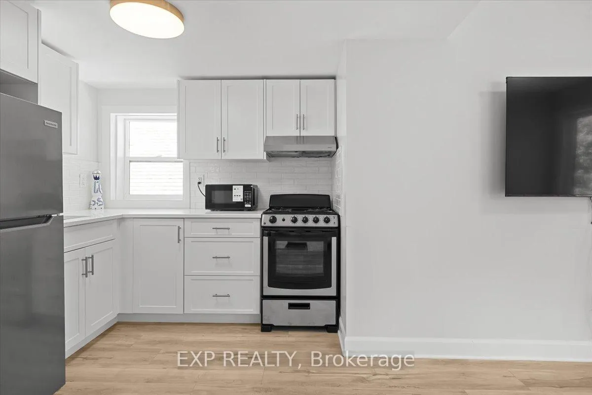 Photo 13 of Unit 2, 183 Britannia Road, Ottawa, Britannia — HOMEH