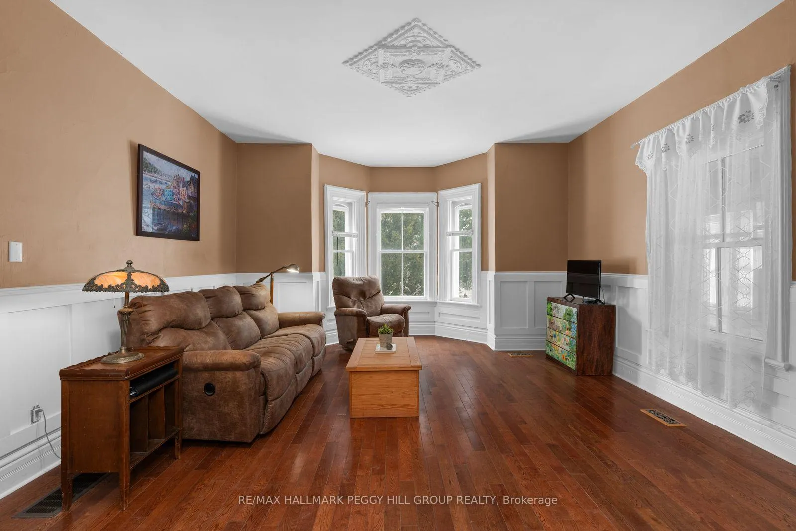 Photo 7 of 90 Doran Road, Springwater, Midhurst — HOMEH