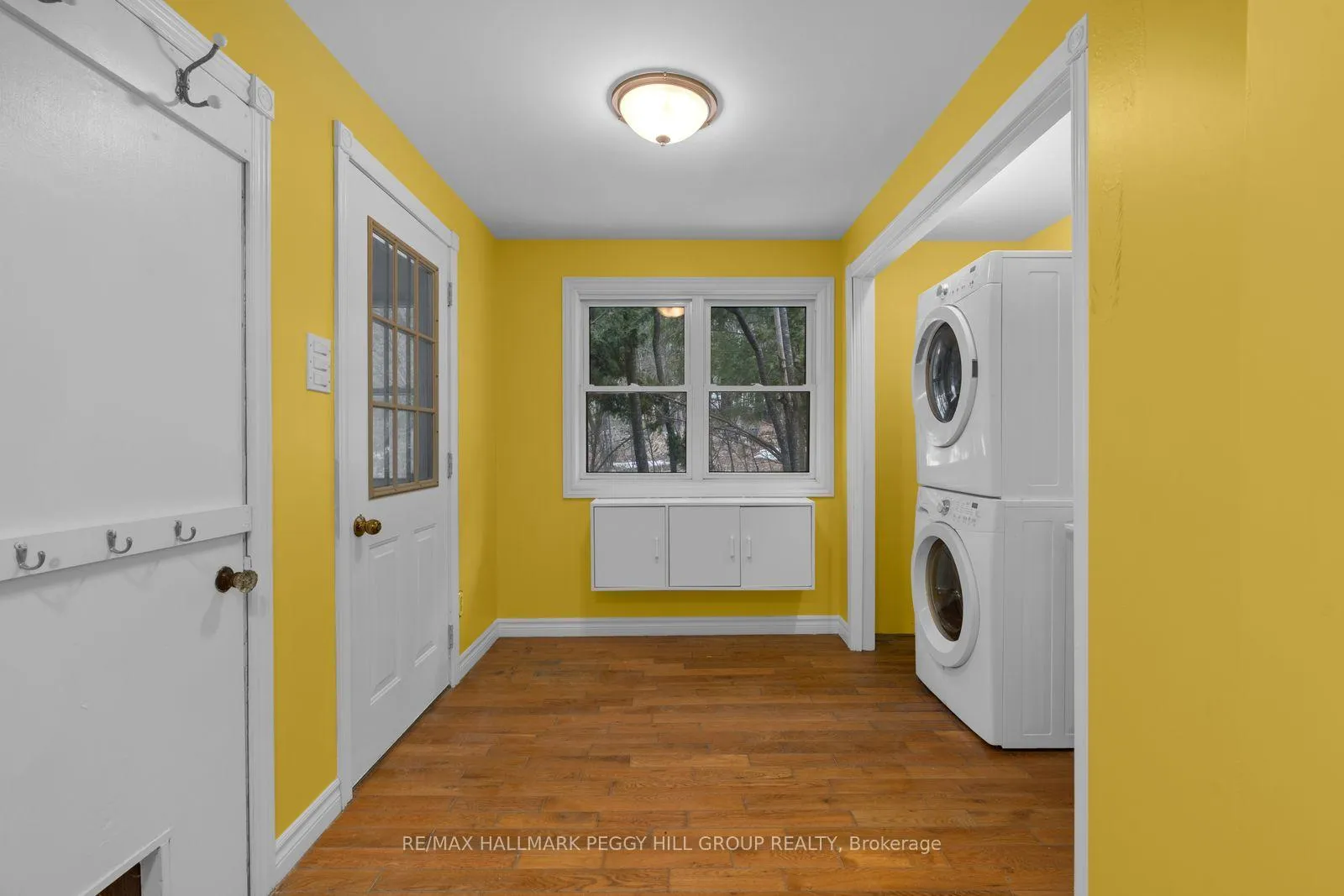 Photo 11 of 90 Doran Road, Springwater, Midhurst — HOMEH