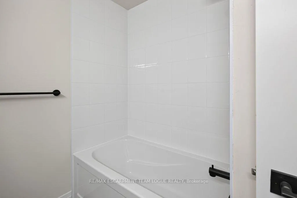 Photo 18 of Unit 507, 6415 Regional Road 25, Milton, Coates — HOMEH