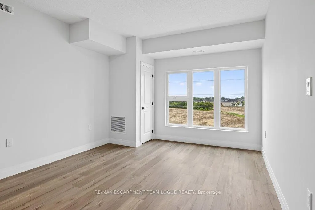 Photo 20 of Unit 507, 6415 Regional Road 25, Milton, Coates — HOMEH