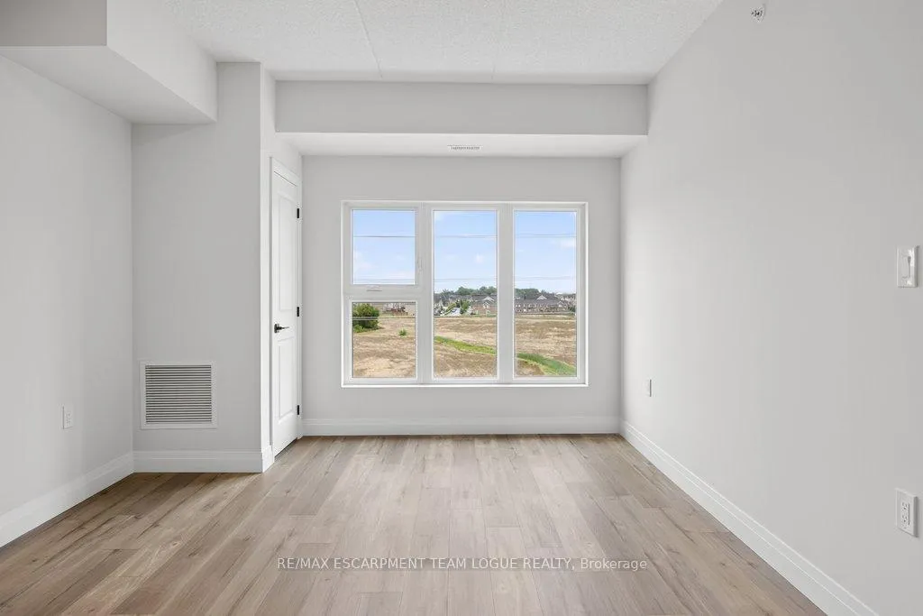 Photo 21 of Unit 507, 6415 Regional Road 25, Milton, Coates — HOMEH