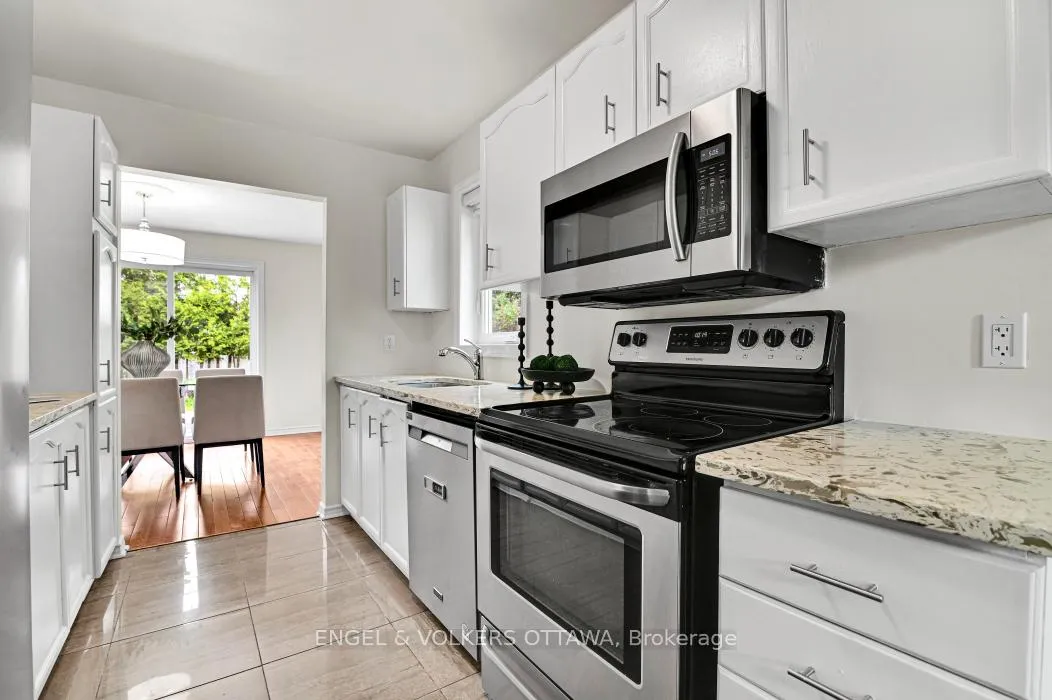 Photo 12 of 3557 Trappers Road, Ottawa, Emerald Woods/Sawmill Creek — HOMEH