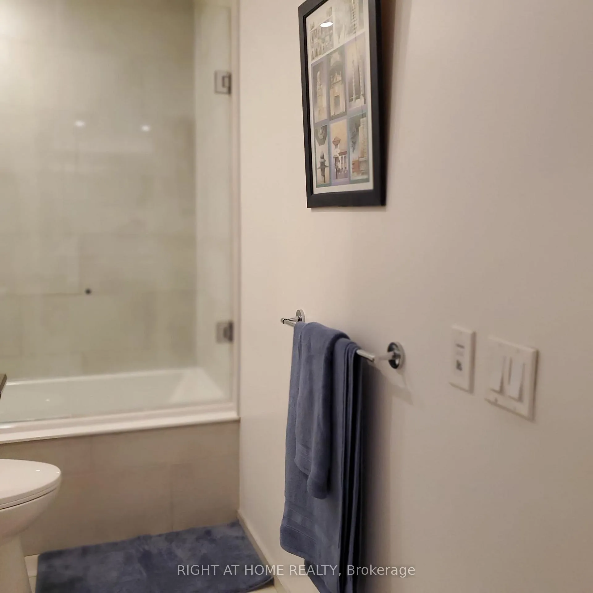 Photo 16 of Unit 824, 12 Bonnycastle Street, Toronto, Waterfront Communities — HOMEH