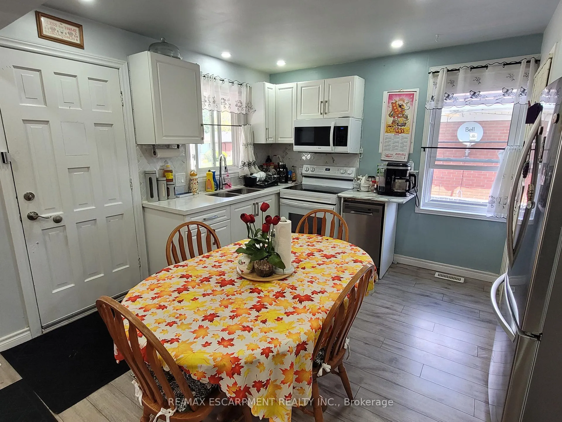 Photo 6 of 239 West 18TH Street, Hamilton, Buchanan — HOMEH