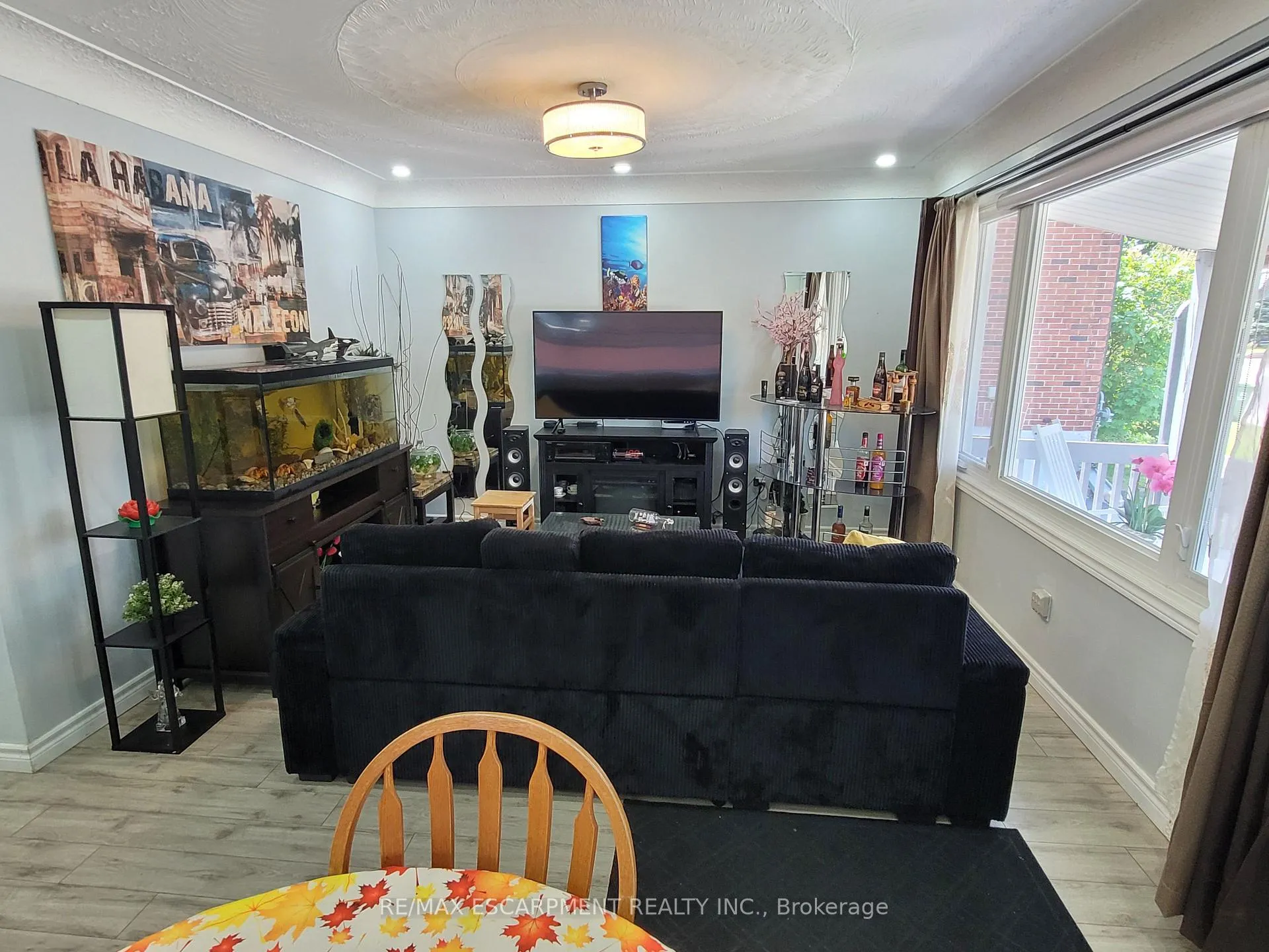 Photo 11 of 239 West 18TH Street, Hamilton, Buchanan — HOMEH