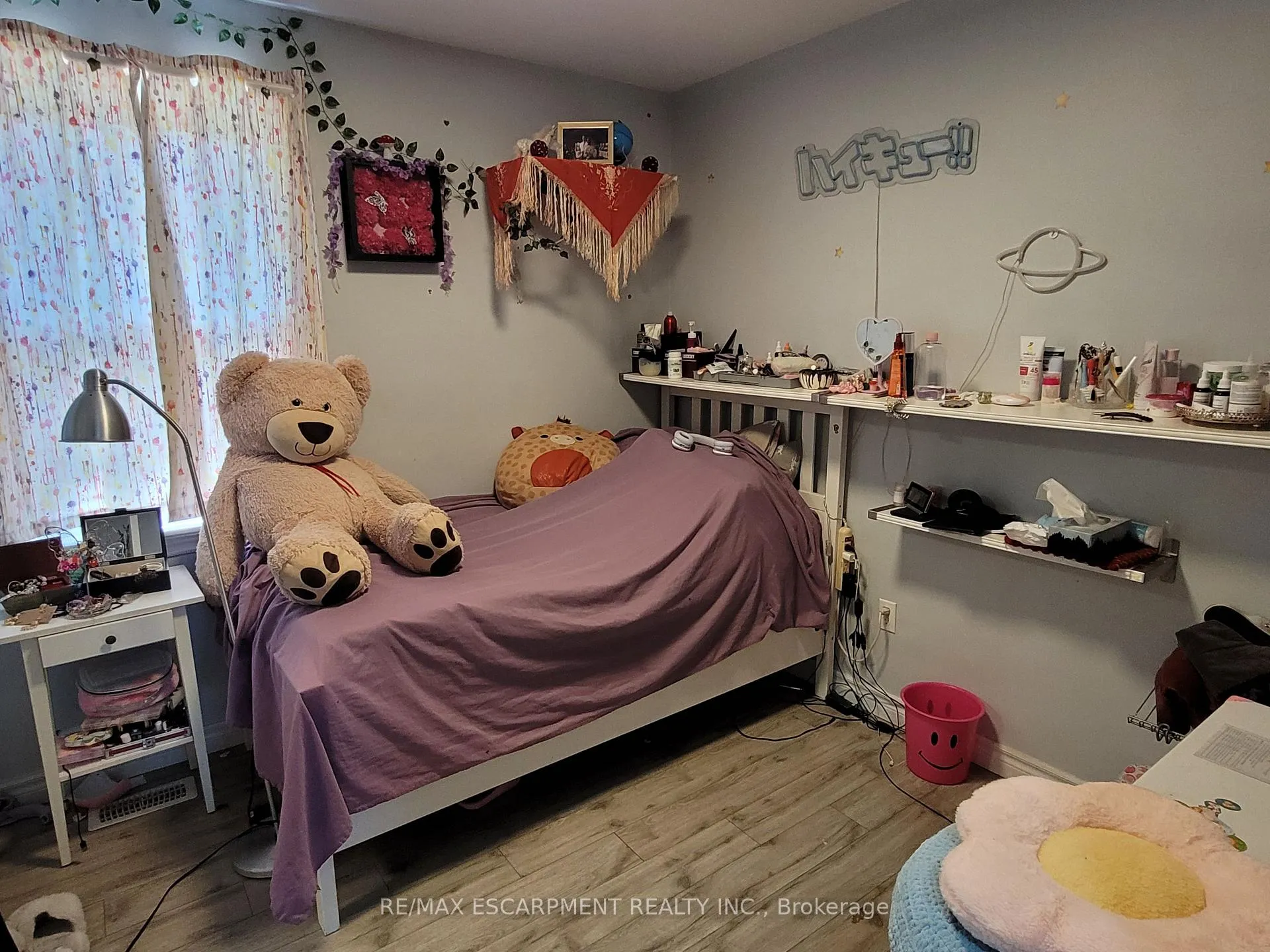 Photo 16 of 239 West 18TH Street, Hamilton, Buchanan — HOMEH
