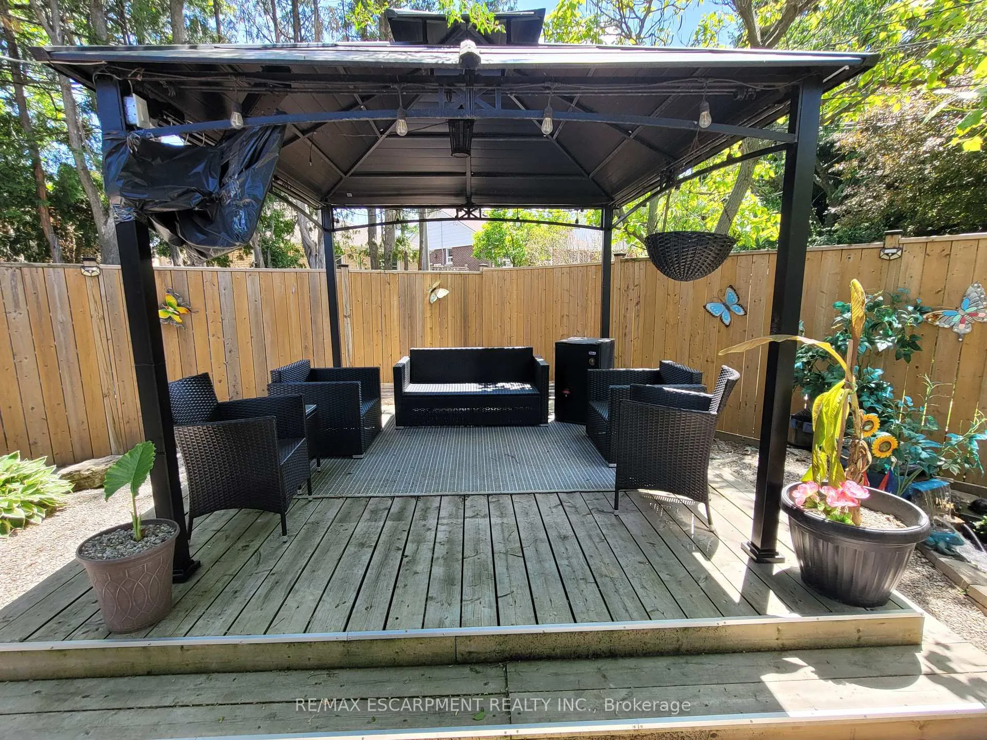 Photo 35 of 239 West 18TH Street, Hamilton, Buchanan — HOMEH