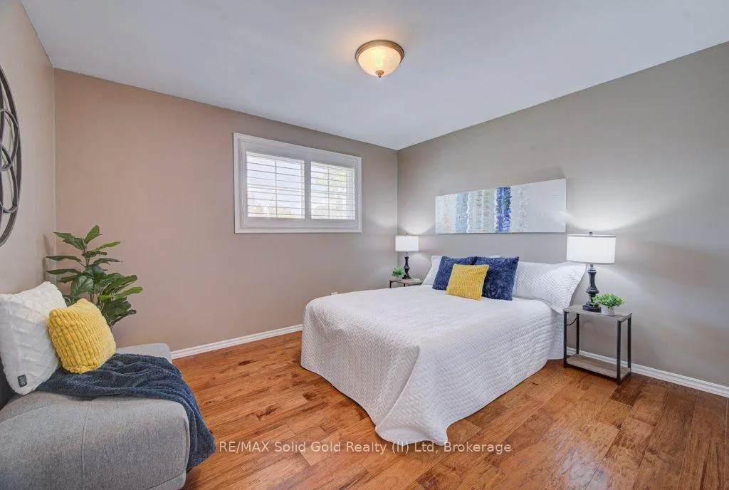 Photo 12 of 682 Glen Forrest Boulevard, Waterloo — HOMEH