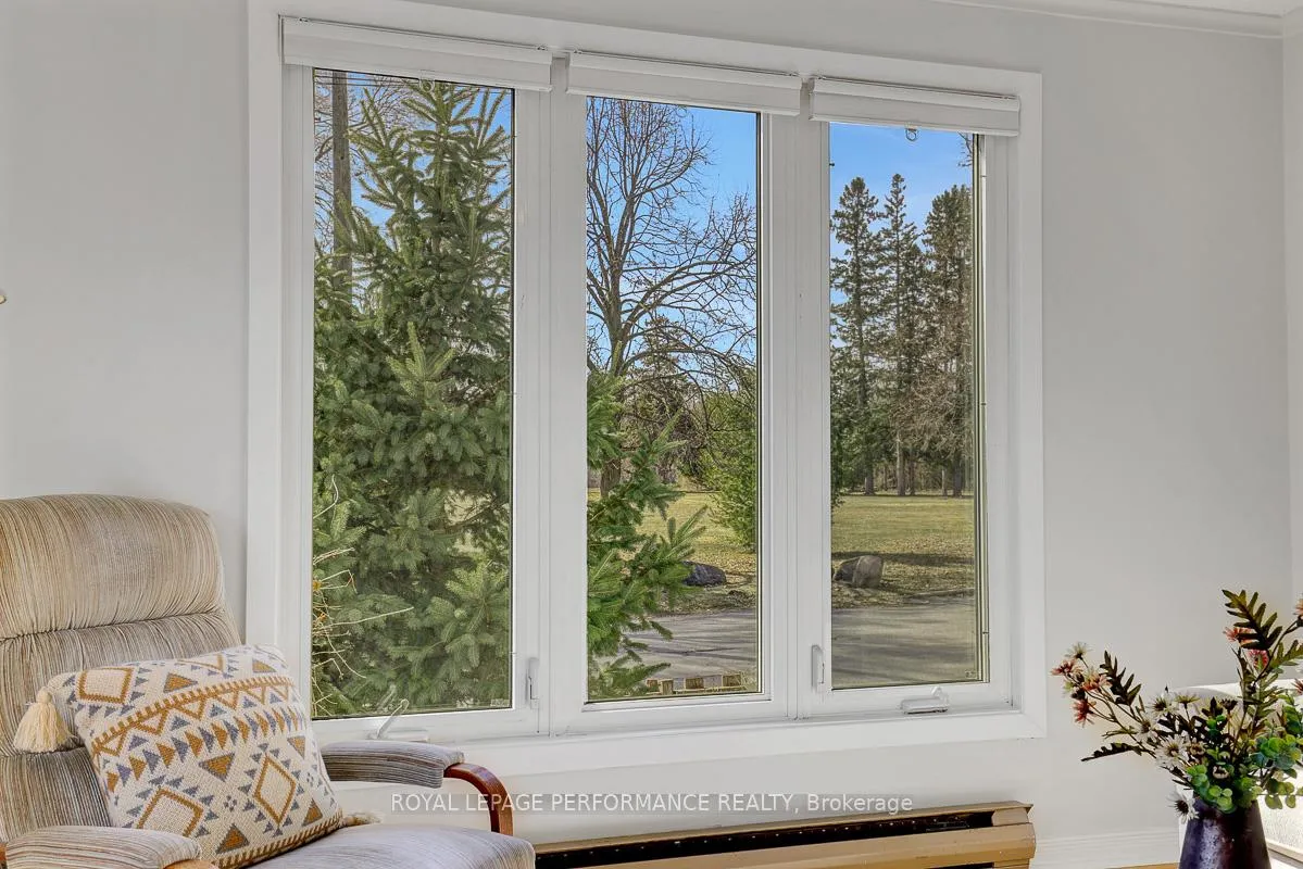 Photo 15 of 1141 North River Road, Ottawa, Overbrook — HOMEH