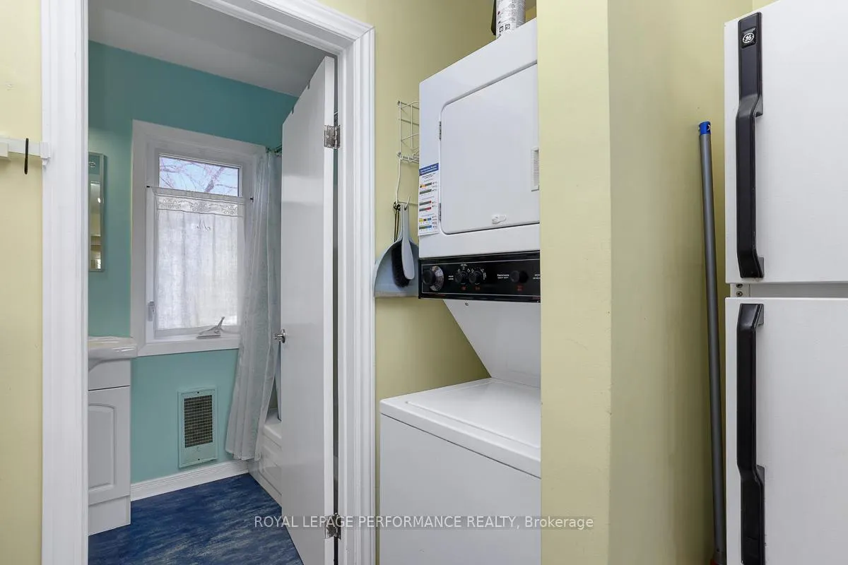 Photo 19 of 1141 North River Road, Ottawa, Overbrook — HOMEH
