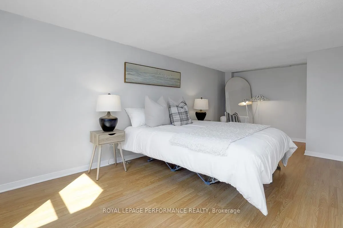 Photo 22 of 1141 North River Road, Ottawa, Overbrook — HOMEH