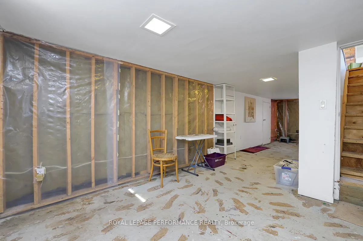 Photo 31 of 1141 North River Road, Ottawa, Overbrook — HOMEH