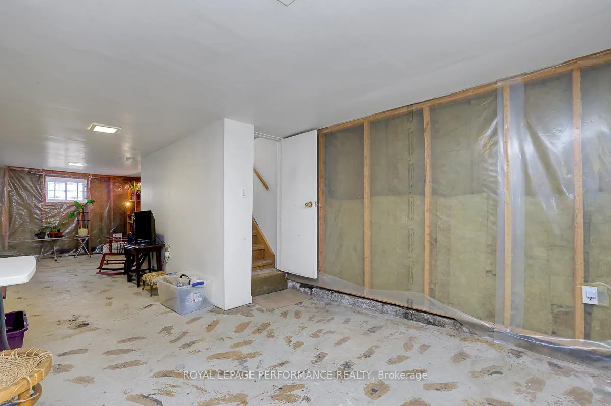 Photo 32 of 1141 North River Road, Ottawa, Overbrook — HOMEH