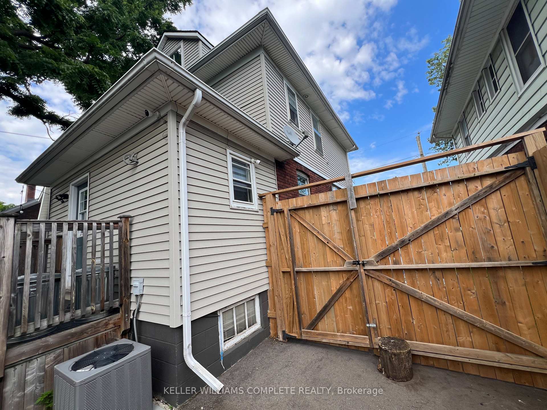Photo 32 of 5285 Stuart Avenue, Niagara Falls, Cherrywood — HOMEH