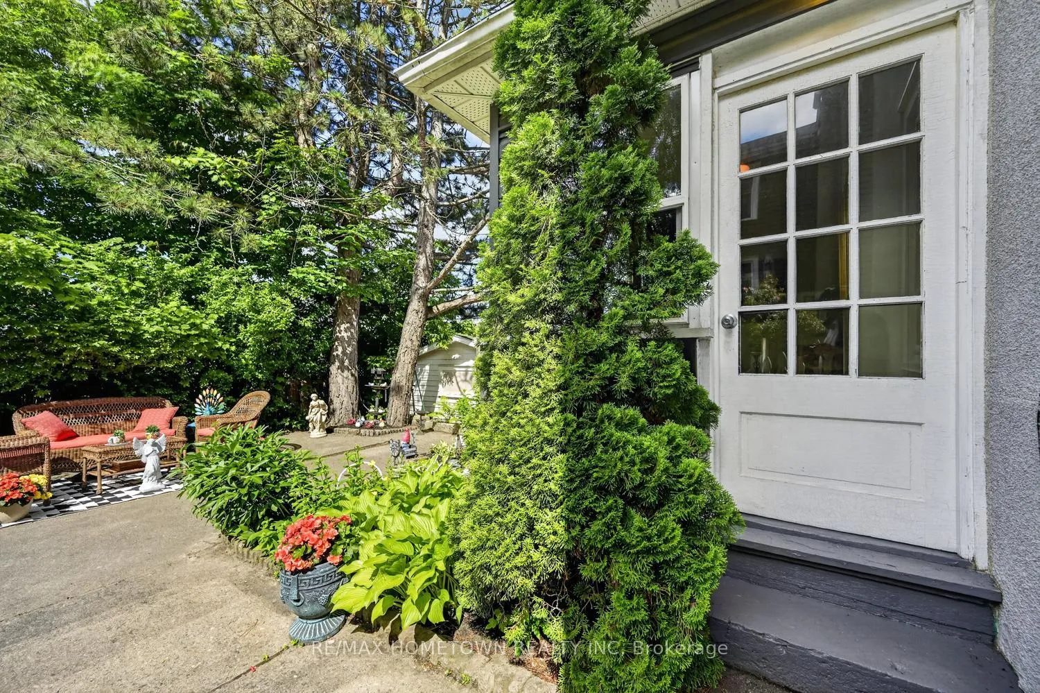 Photo 23 of 108 Bethune Street, Brockville, Brockville — HOMEH