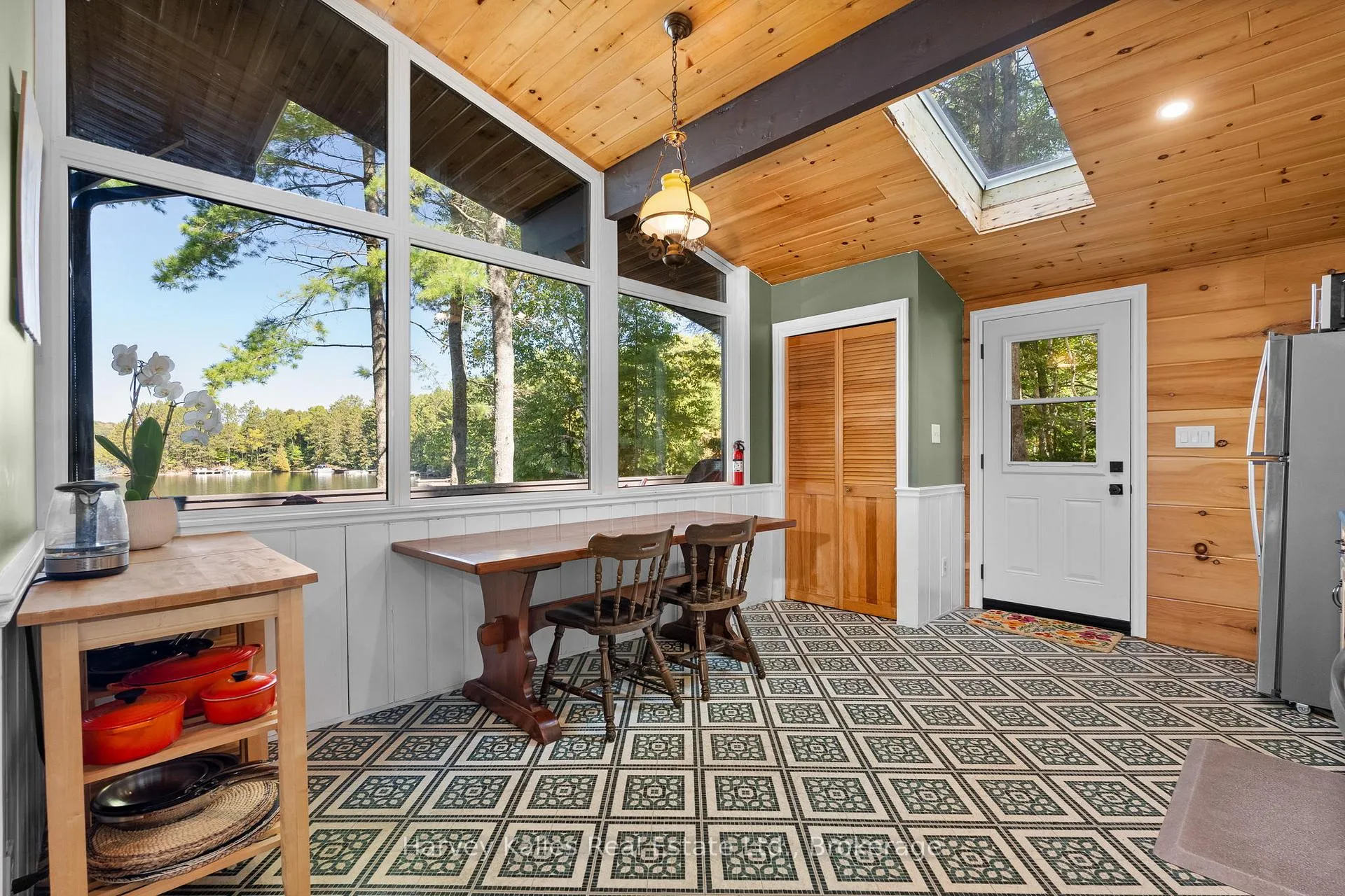 Photo 13 of 1003 Hollow Road, Algonquin Highlands, Sherborne — HOMEH