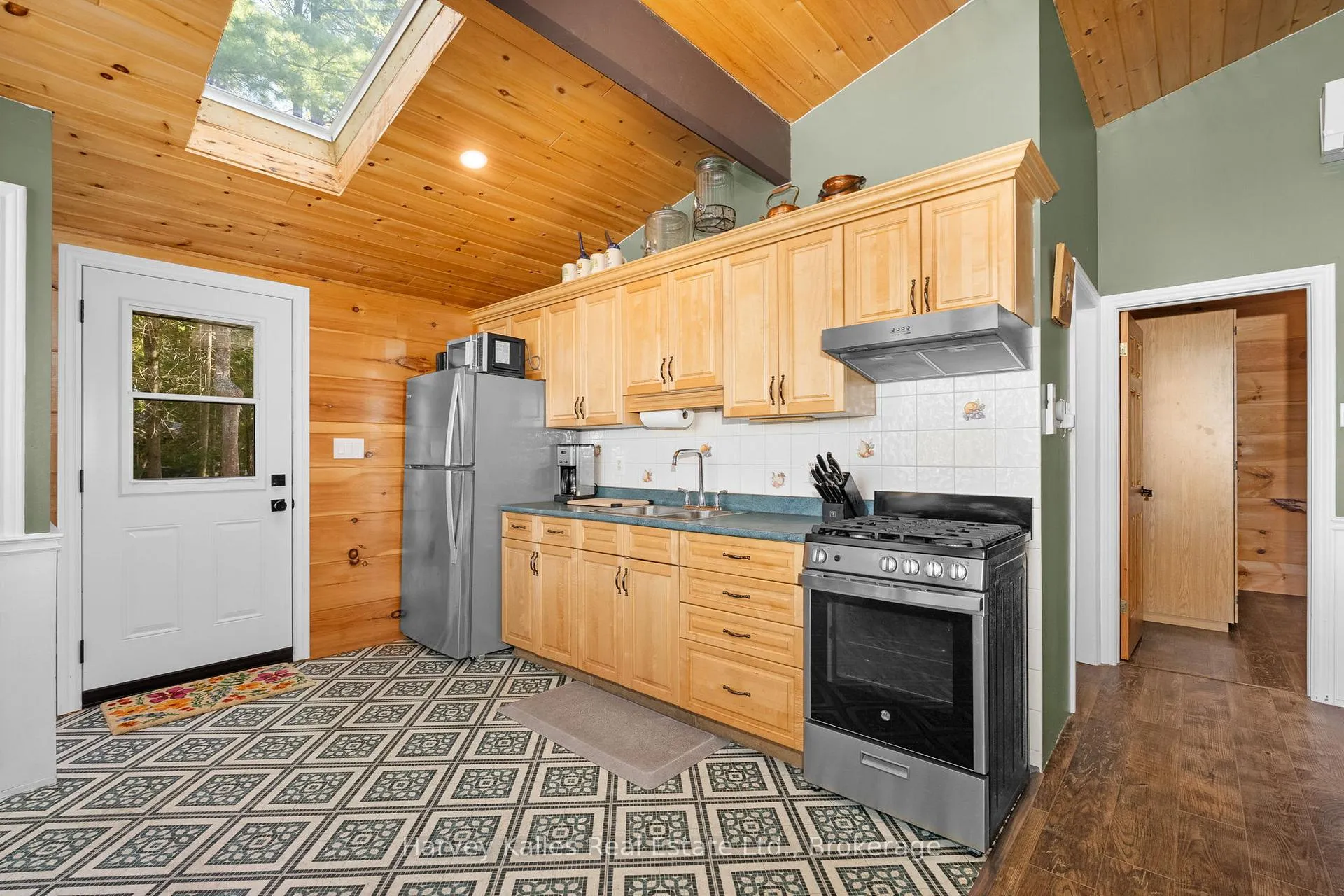 Photo 15 of 1003 Hollow Road, Algonquin Highlands, Sherborne — HOMEH