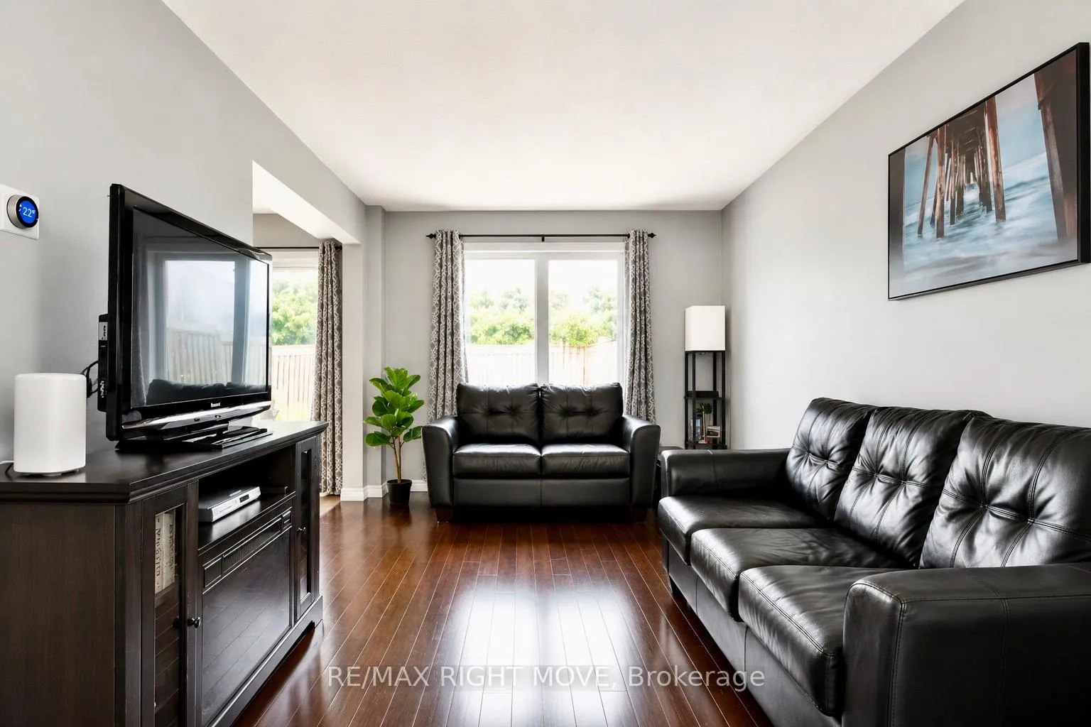 Photo 6 of 21 Michael Crescent, Barrie, East Bayfield — HOMEH