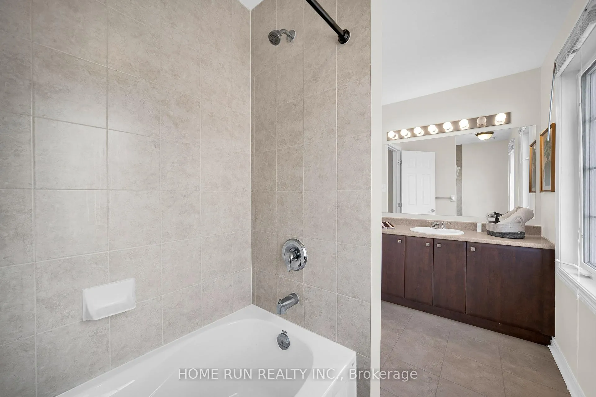Photo 27 of 957 Messor Crescent, Ottawa, Stittsville (North) — HOMEH