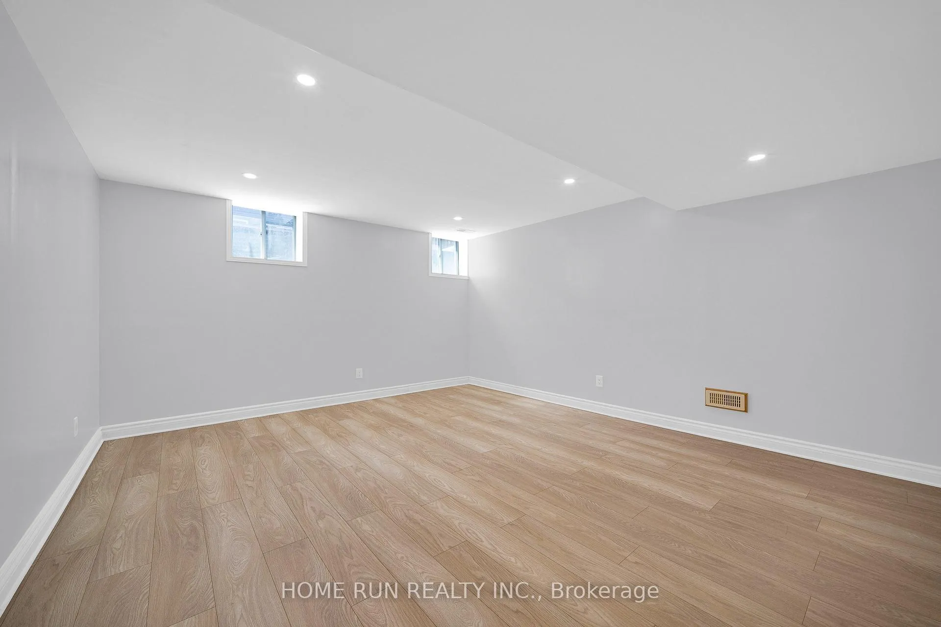 Photo 30 of 957 Messor Crescent, Ottawa, Stittsville (North) — HOMEH