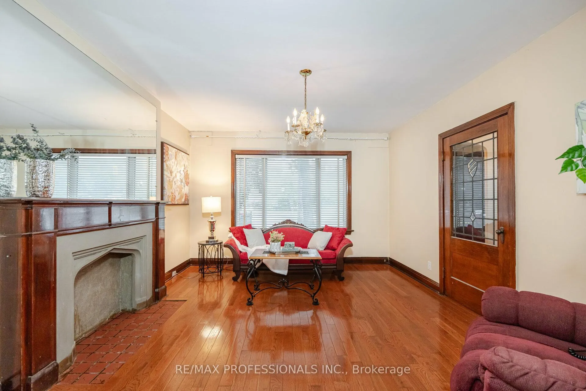 Photo 4 of 111 Keele Street, Toronto, High Park North — HOMEH
