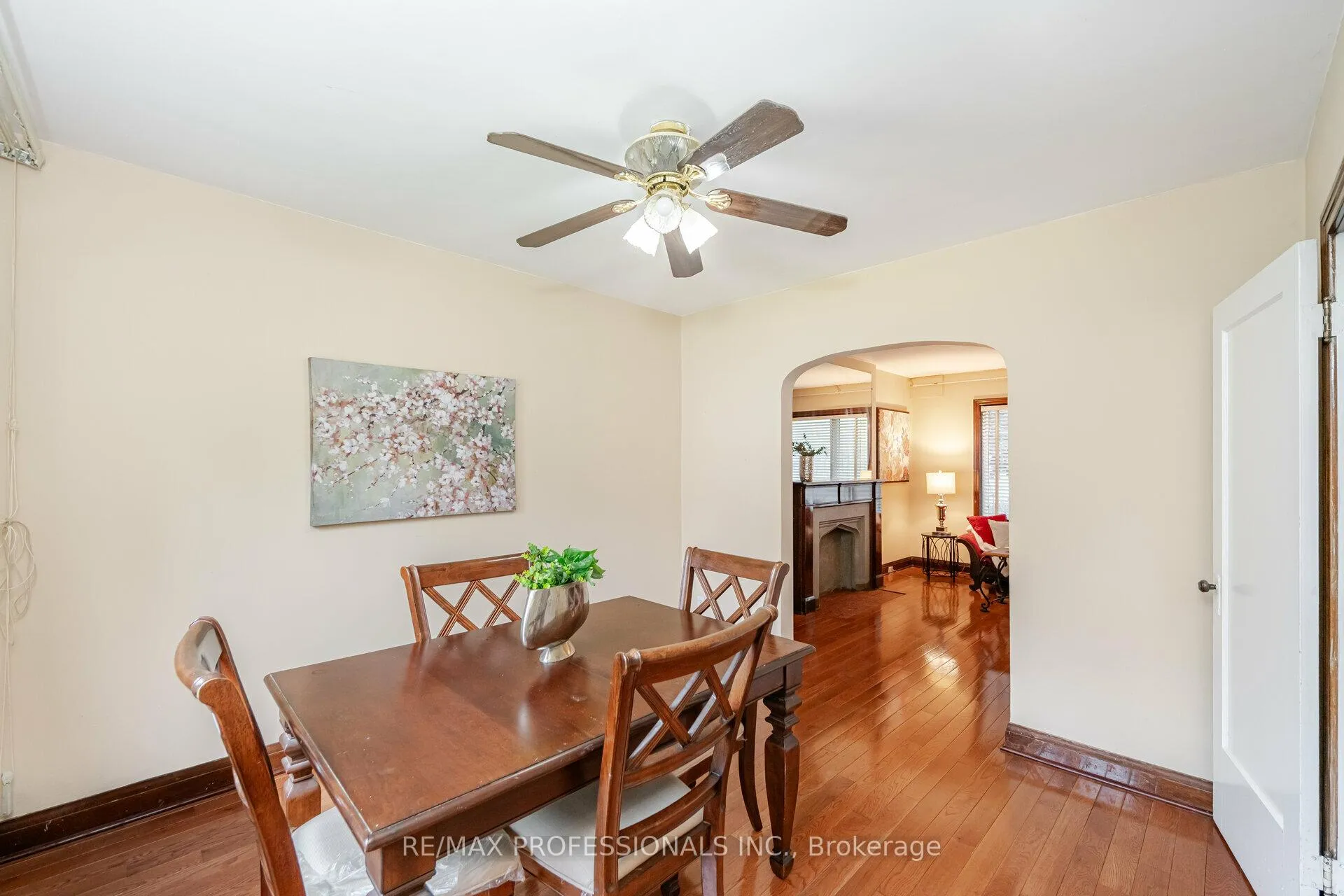 Photo 8 of 111 Keele Street, Toronto, High Park North — HOMEH