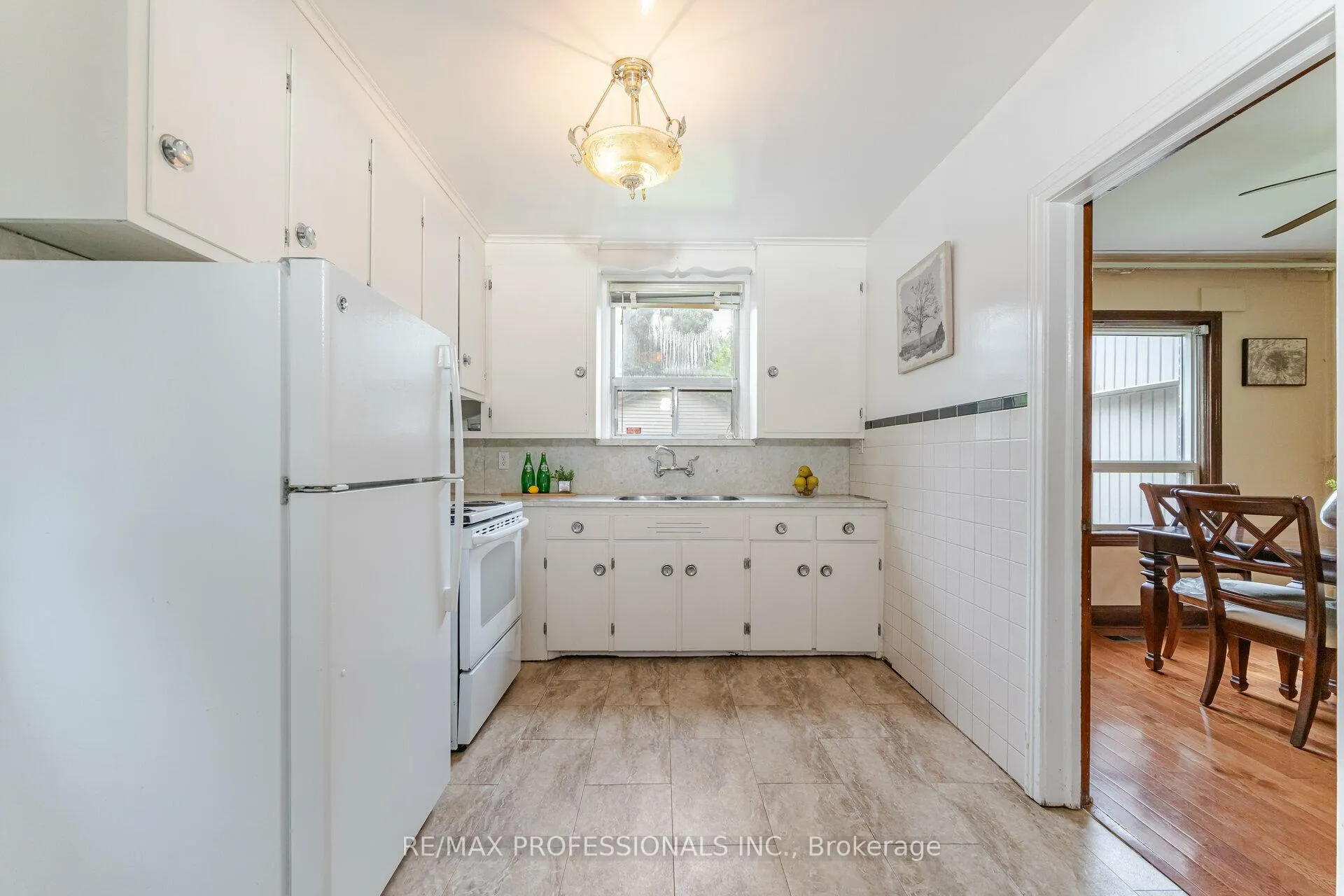 Photo 10 of 111 Keele Street, Toronto, High Park North — HOMEH