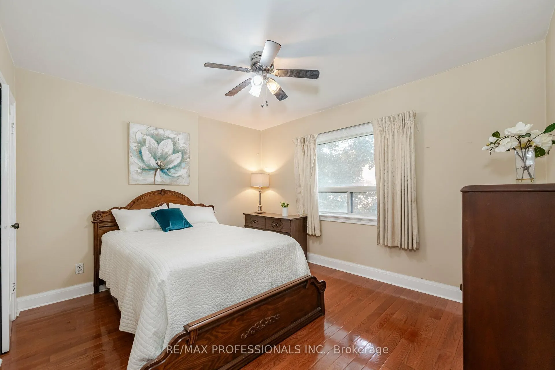 Photo 15 of 111 Keele Street, Toronto, High Park North — HOMEH