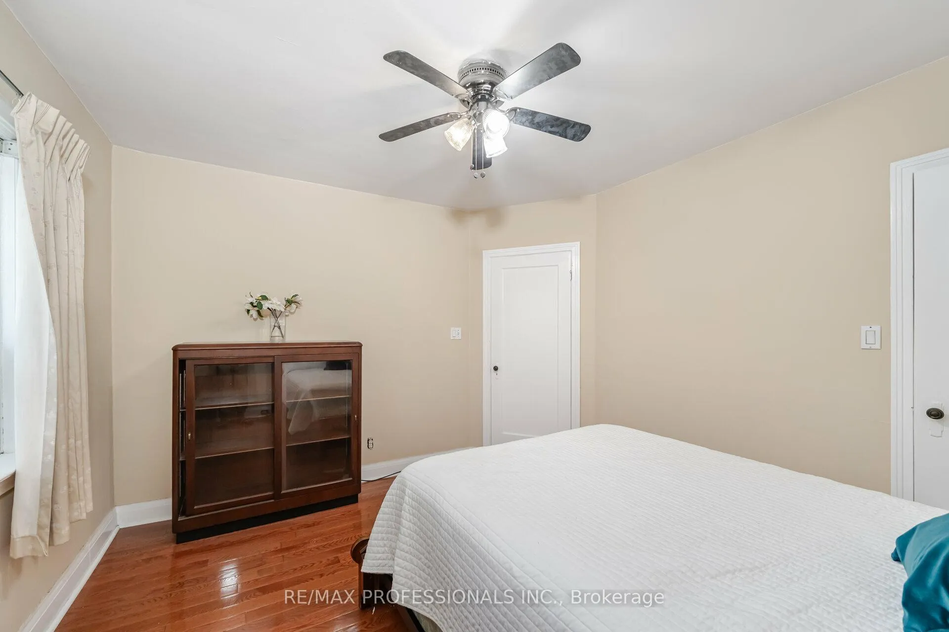 Photo 17 of 111 Keele Street, Toronto, High Park North — HOMEH