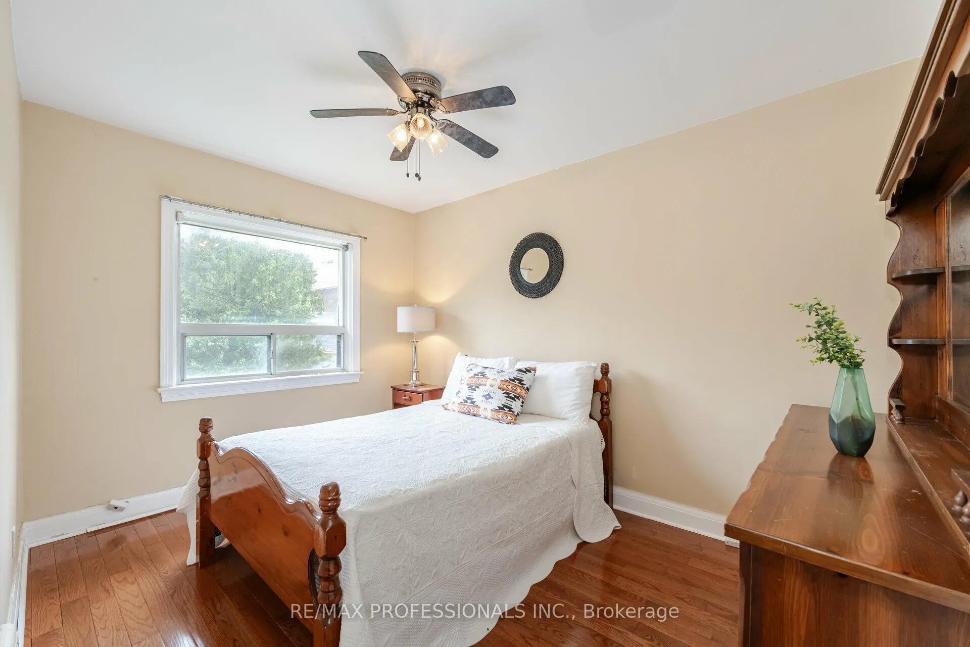 Photo 18 of 111 Keele Street, Toronto, High Park North — HOMEH