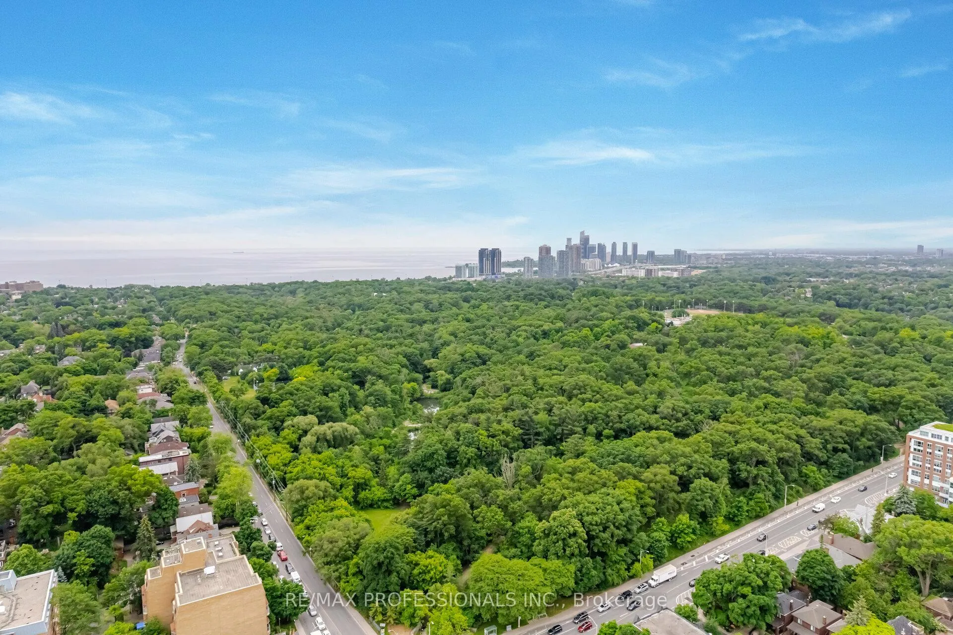 Photo 35 of 111 Keele Street, Toronto, High Park North — HOMEH
