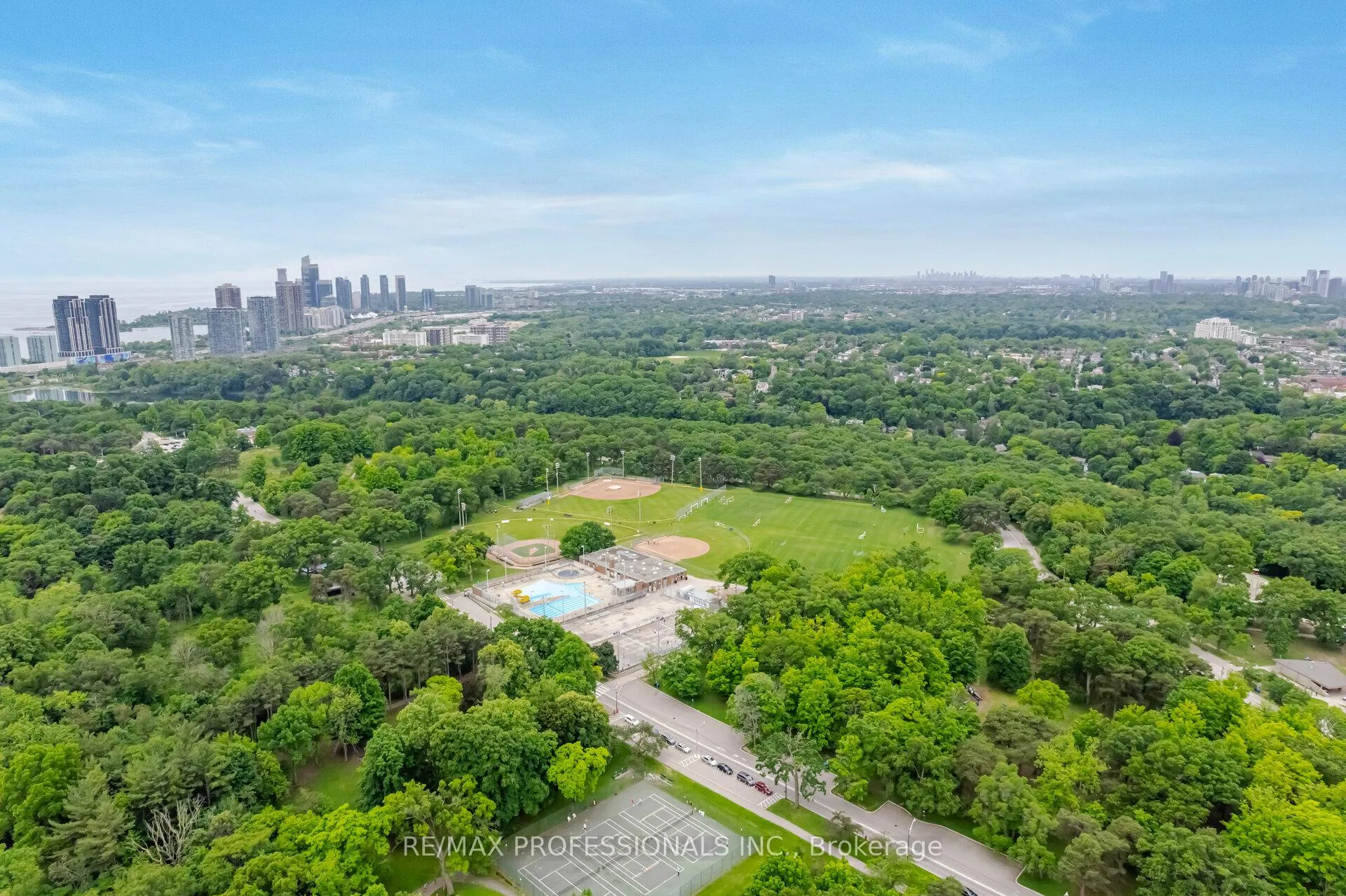 Photo 37 of 111 Keele Street, Toronto, High Park North — HOMEH