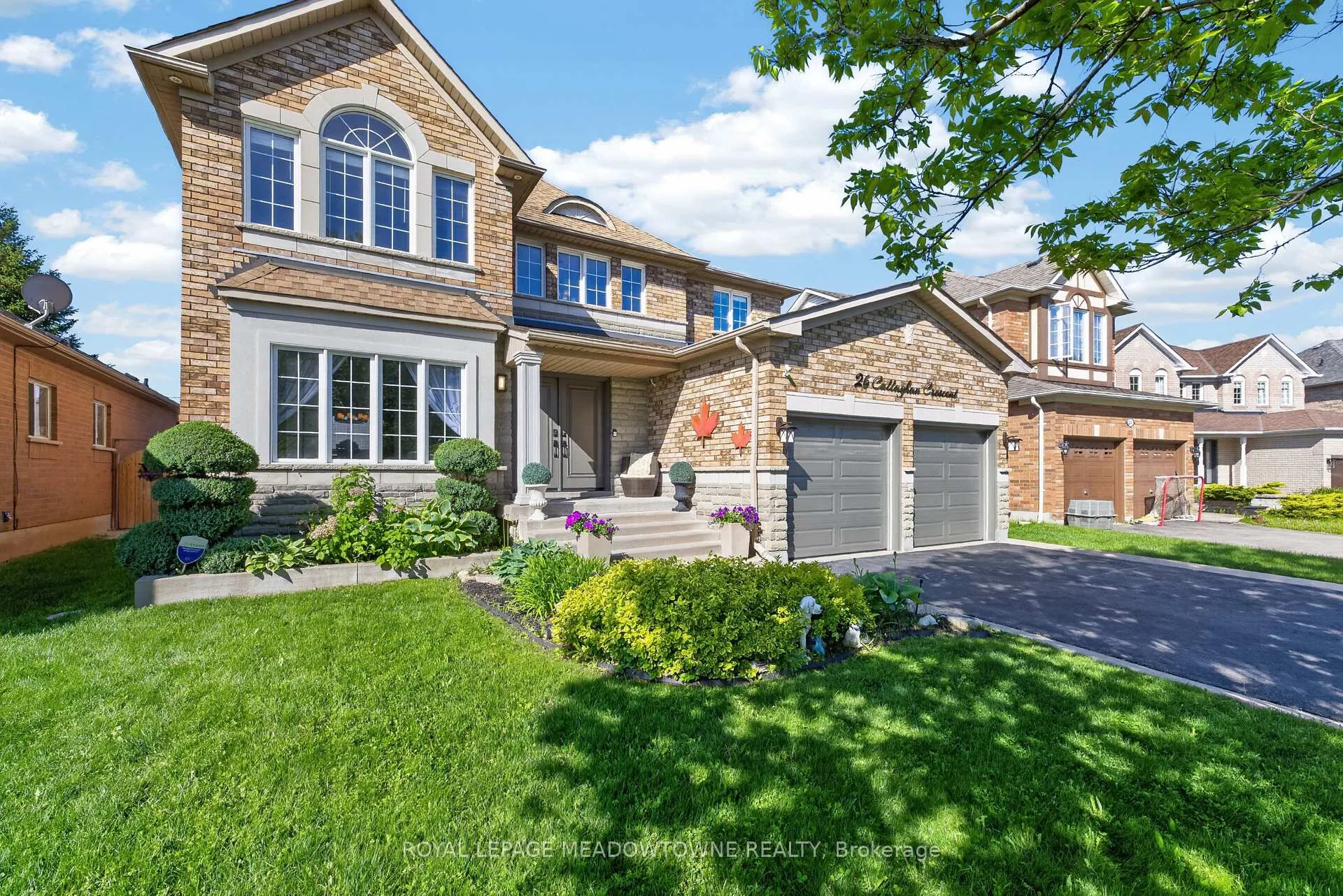 Photo 2 of 26 Callaghan Crescent, Halton Hills, Georgetown — HOMEH