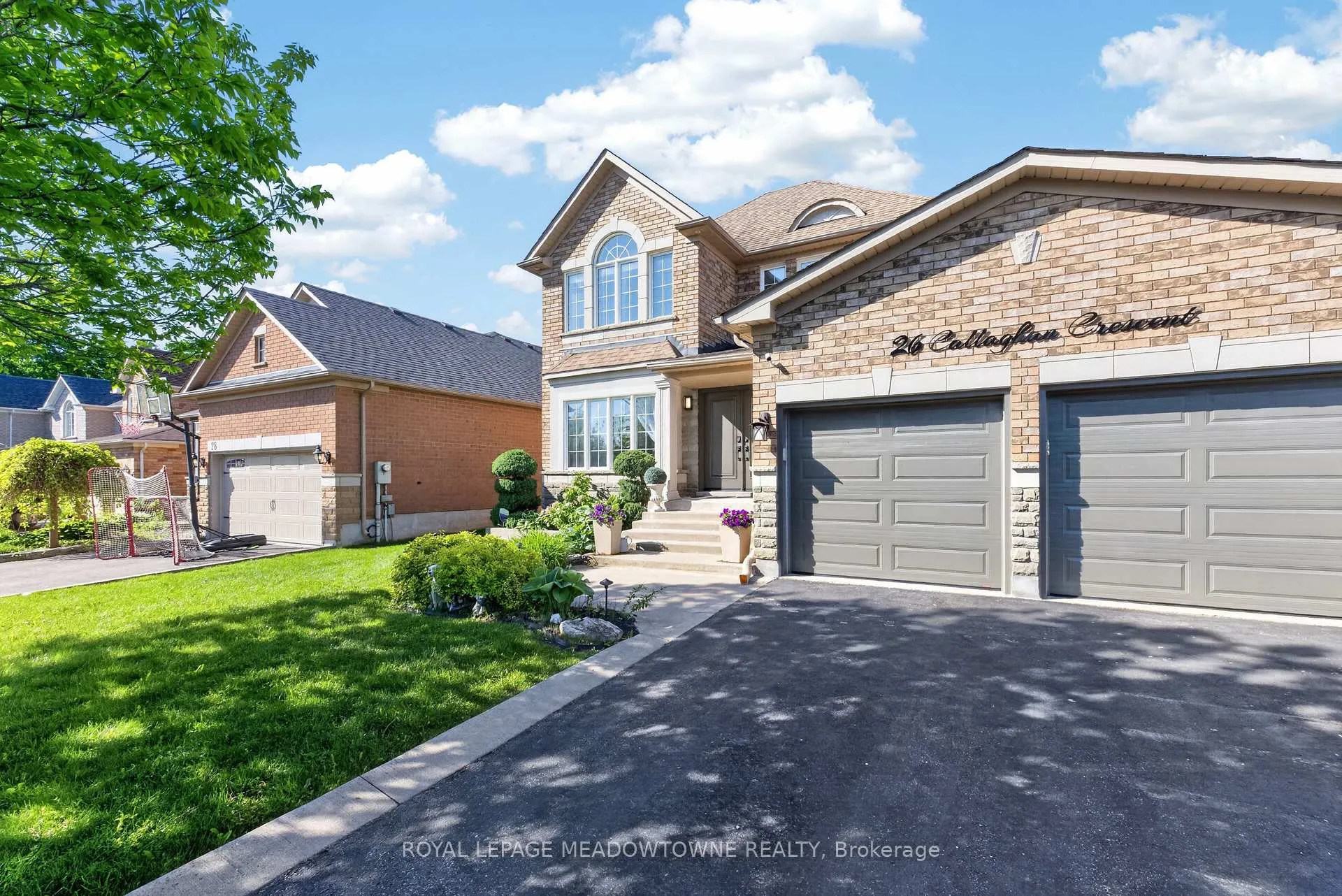 Photo 4 of 26 Callaghan Crescent, Halton Hills, Georgetown — HOMEH