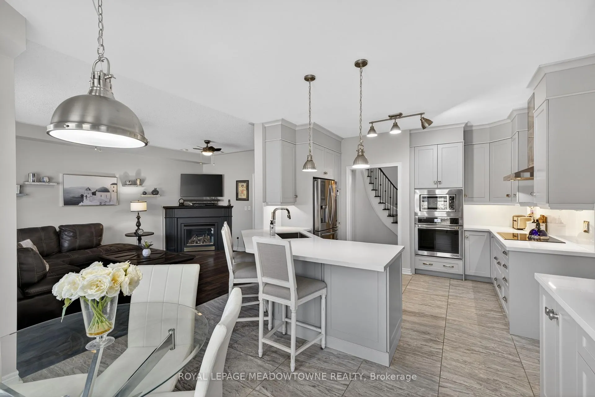 Photo 23 of 26 Callaghan Crescent, Halton Hills, Georgetown — HOMEH