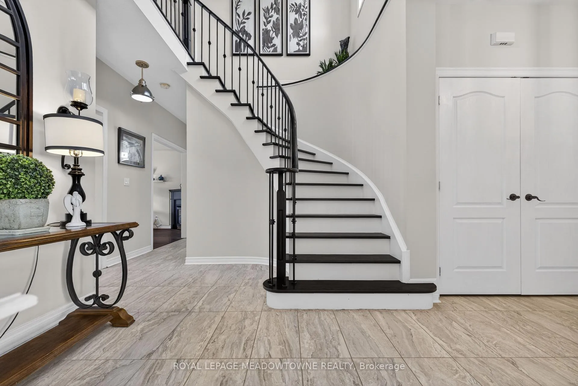 Photo 29 of 26 Callaghan Crescent, Halton Hills, Georgetown — HOMEH