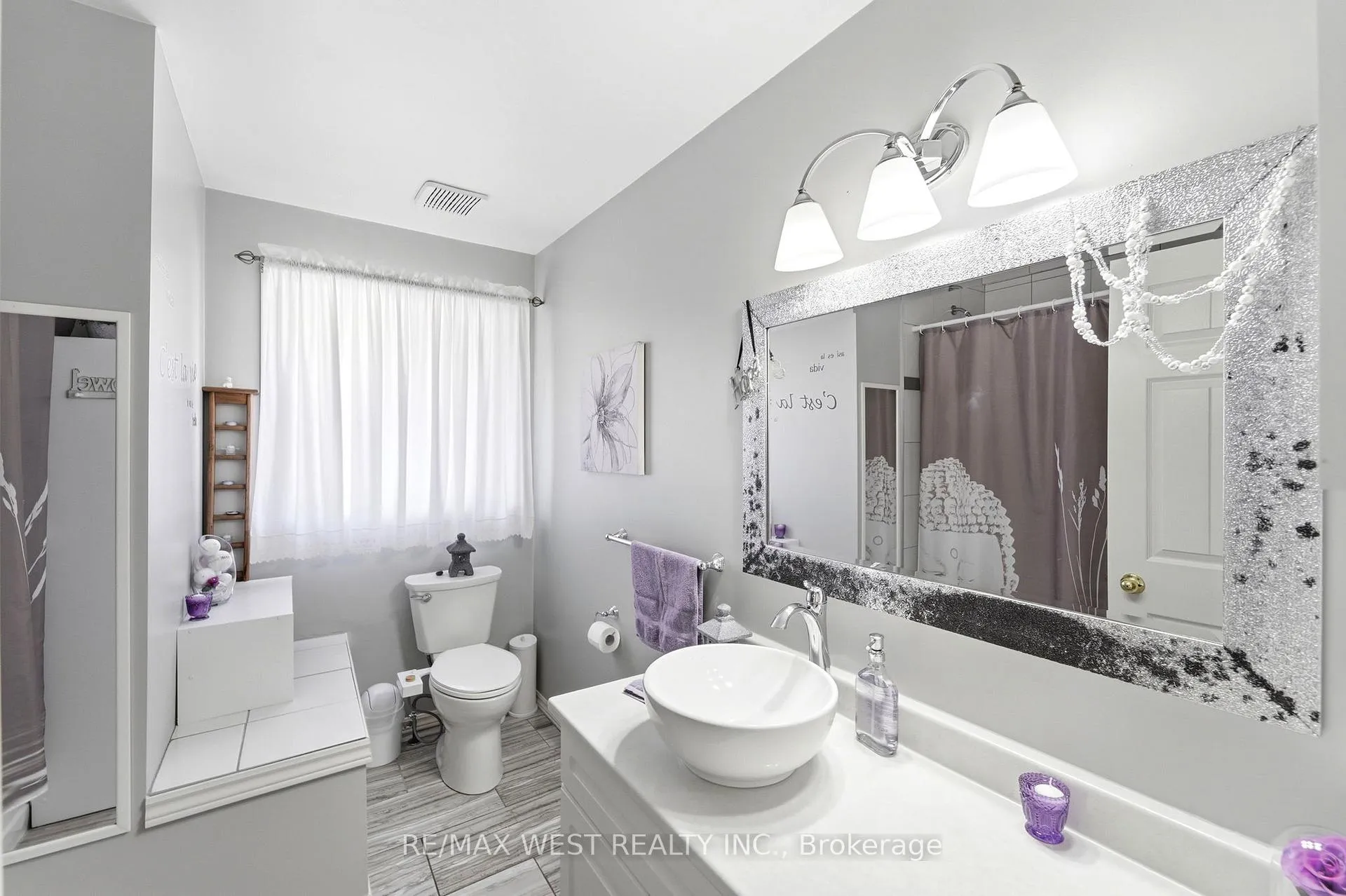 Photo 8 of 7917 Ethel Street, Niagara Falls, West Wood — HOMEH