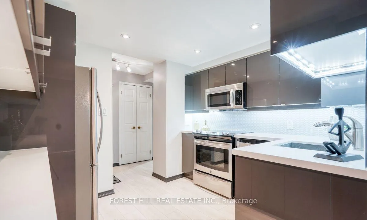 Photo 20 of Unit 704, 1818 Bayview Avenue, Toronto, Mount Pleasant East — HOMEH