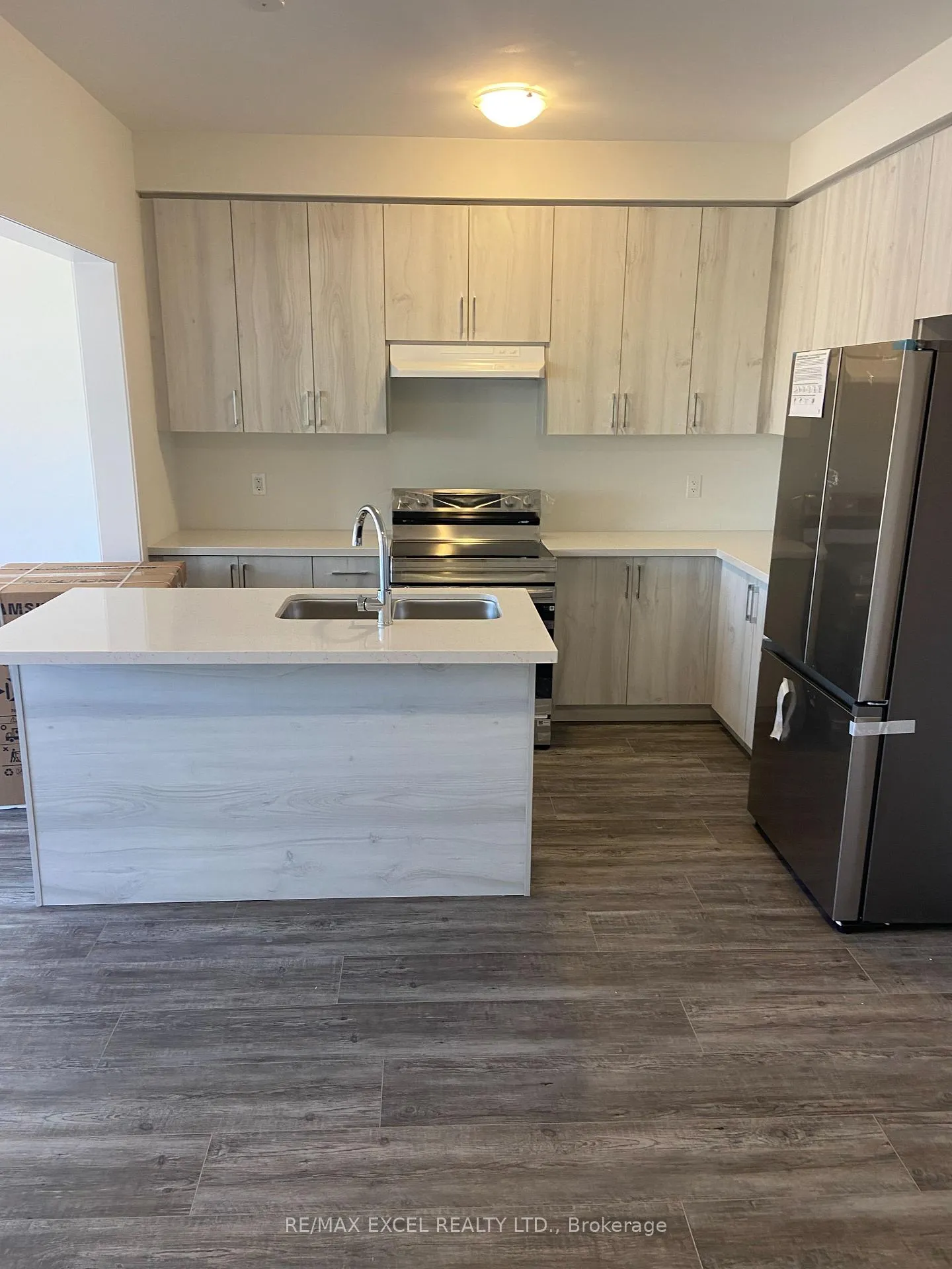 Photo 5 of 2032 Horace Duncan Crescent, Oshawa, Taunton — HOMEH