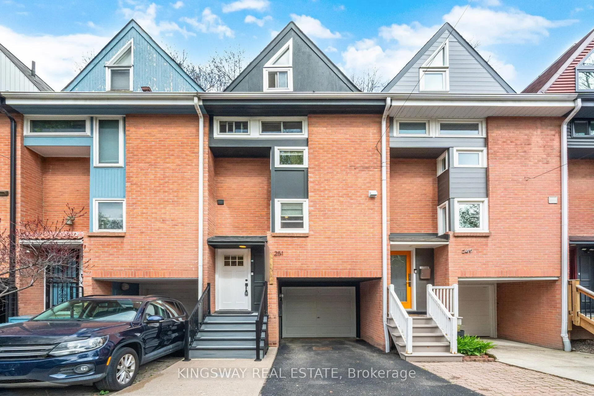 Photo 1 of 251 Ontario Street, Toronto, Moss Park — HOMEH