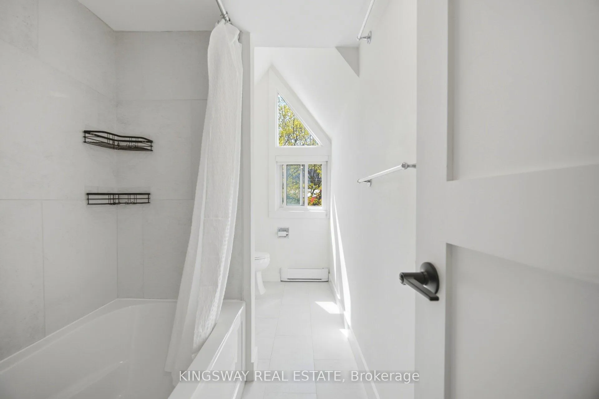 Photo 30 of 251 Ontario Street, Toronto, Moss Park — HOMEH