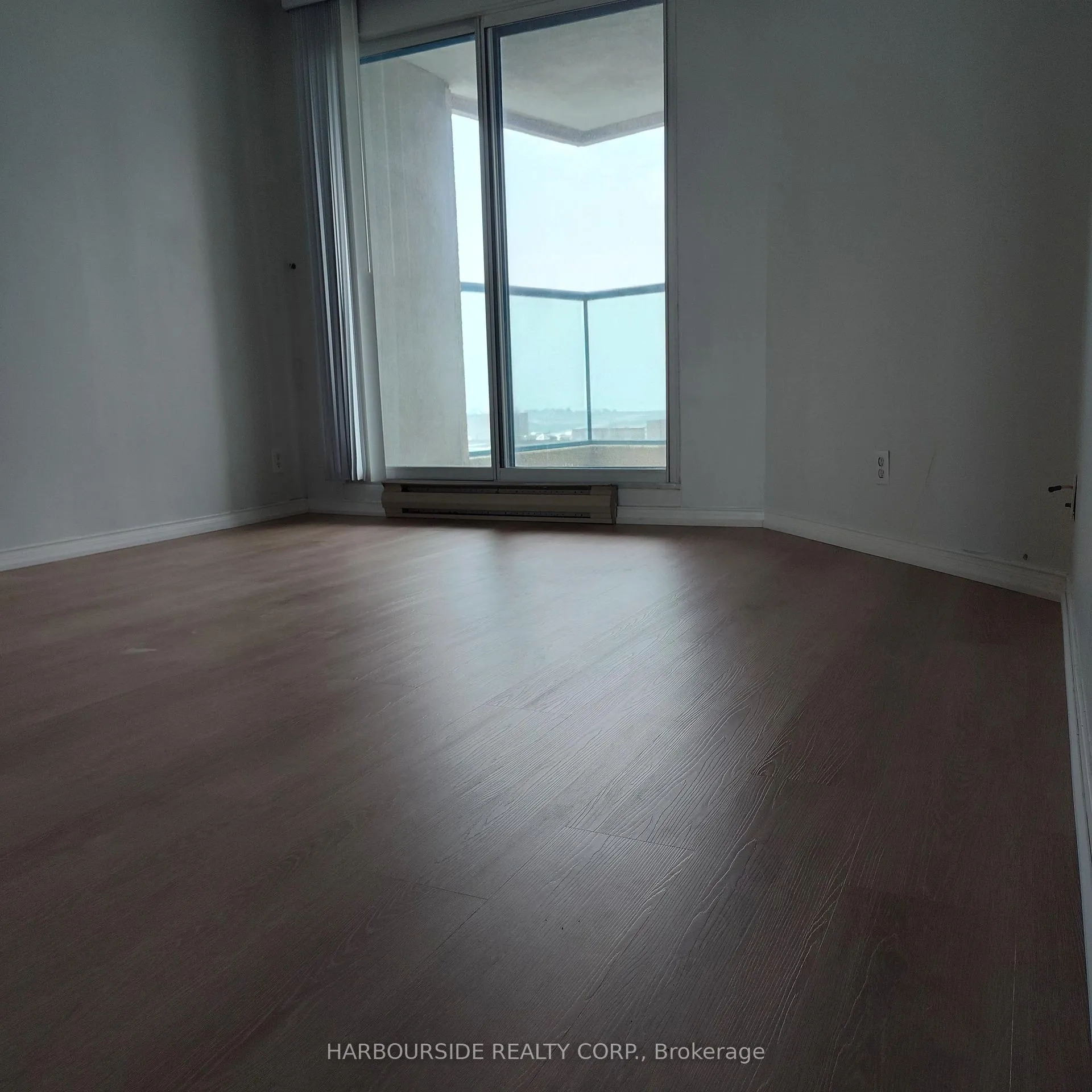 Photo 10 of Unit 2009, 77 Harbour Square, Toronto, Waterfront Communities — HOMEH