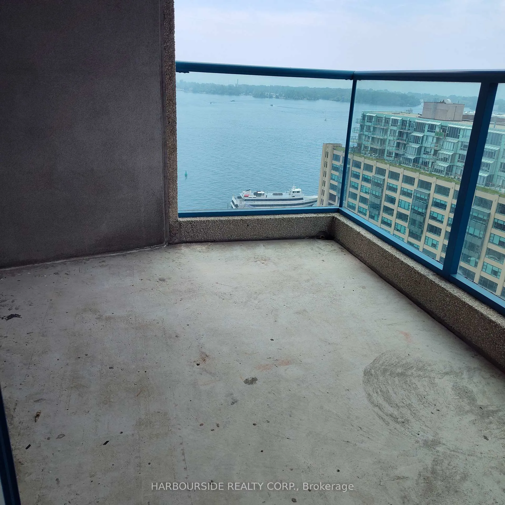 Photo 17 of Unit 2009, 77 Harbour Square, Toronto, Waterfront Communities — HOMEH