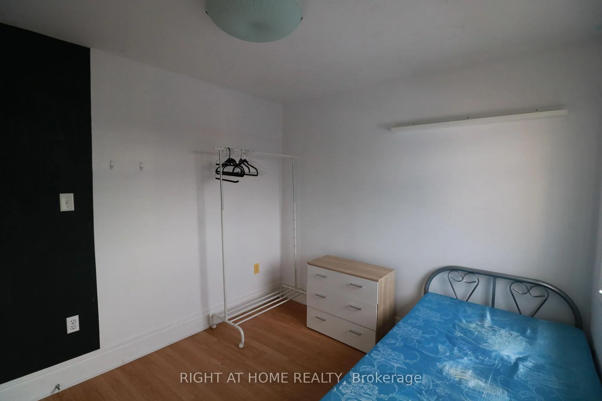Photo 8 of Unit Upper, 2083 Davenport Road, Toronto, Weston-Pellam Park — HOMEH