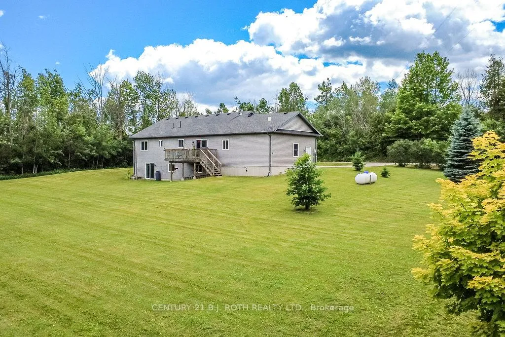 Photo 2 of 5051 Sideroad 25, Ramara, Rural Ramara — HOMEH